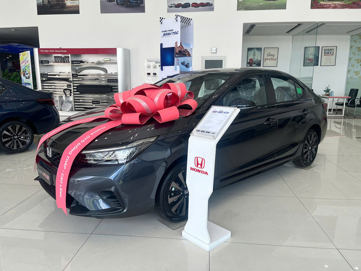 Giá lăn bánh xe Honda tháng 6/2025 – Ưu đãi 50% LPTB & bảo hiểm tại Honda Cao Lãnh