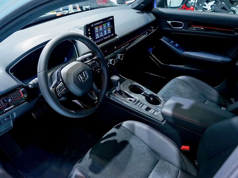 Cơ hội sở hữu Honda Civic e:HEV RS đẳng cấp không cần lo về chi phí khi giá nhiên liệu tăng 16 Cơ hội sở hữu Honda Civic e:HEV RS đẳng cấp không cần lo về chi phí khi giá nhiên liệu tăng