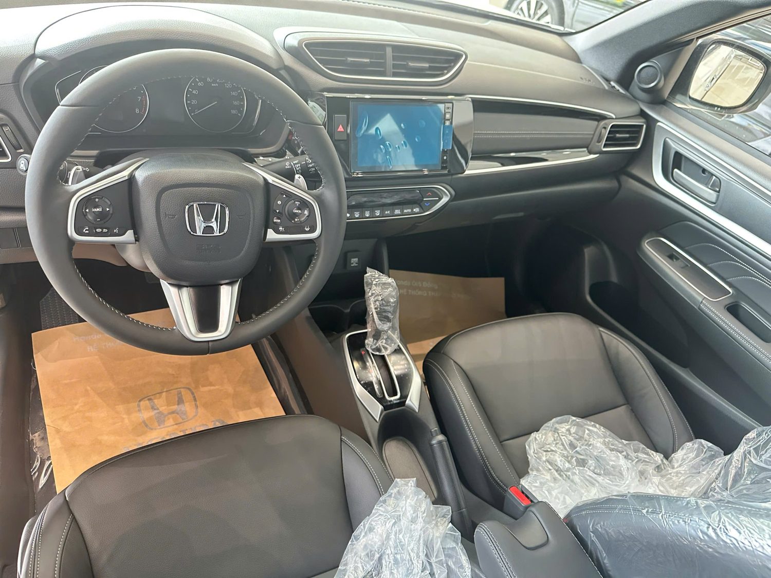 Honda BR-V hỗ trợ lăn bánh giá tốt tại Đồng Tháp với ưu đãi cực Hot trong tháng 4 18 Honda BR-V hỗ trợ lăn bánh giá tốt tại Đồng Tháp với ưu đãi cực Hot trong tháng 4