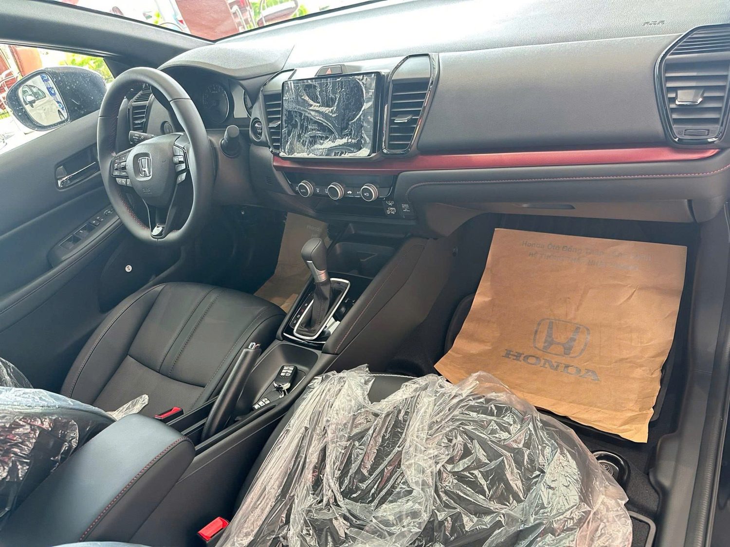 Honda City hỗ trợ 100% lệ phí trước bạ 6/2026 tại Đồng Tháp 16 Honda City hỗ trợ 100% lệ phí trước bạ 6/2026 tại Đồng Tháp